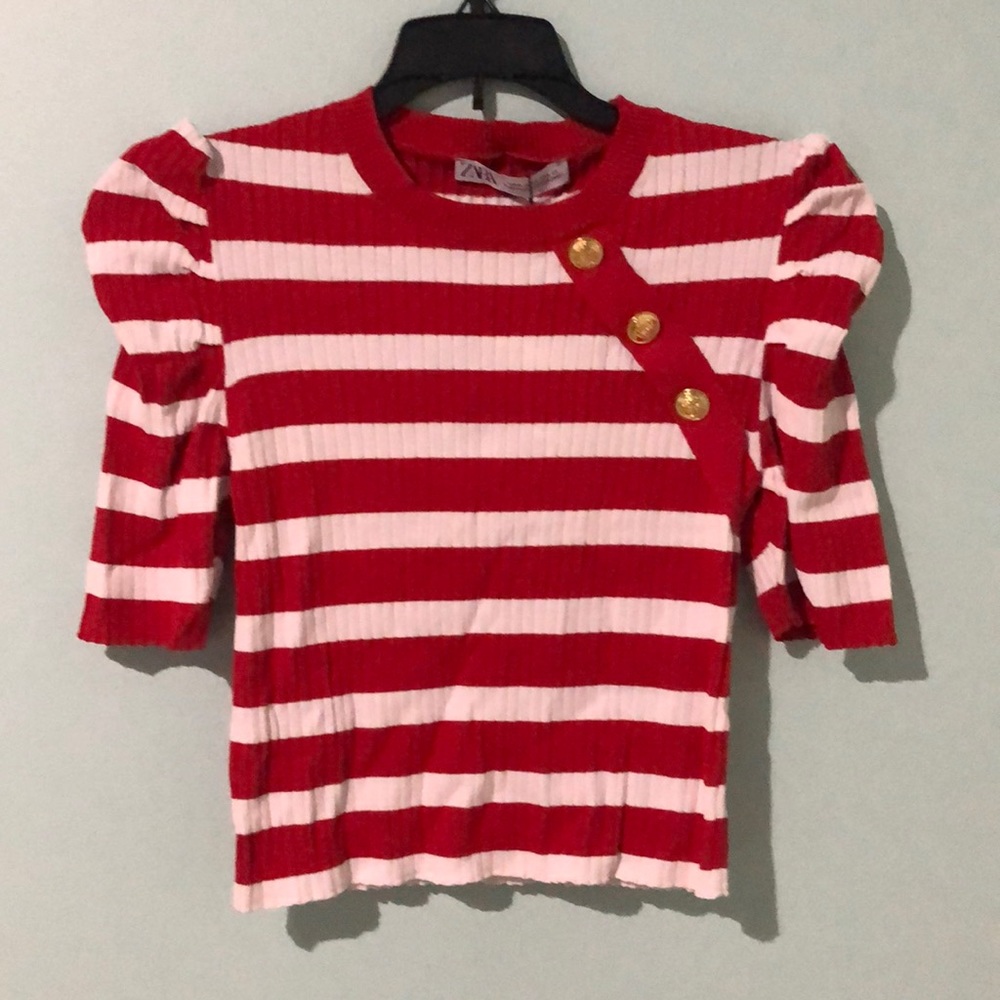 Zara T-Shirt with Button Detail and Ruched Sleeves